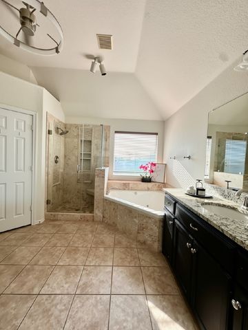 5429 Norris Drive, The Colony, TX 75056