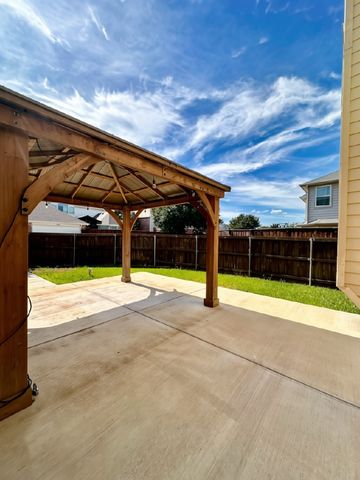 5429 Norris Drive, The Colony, TX 75056