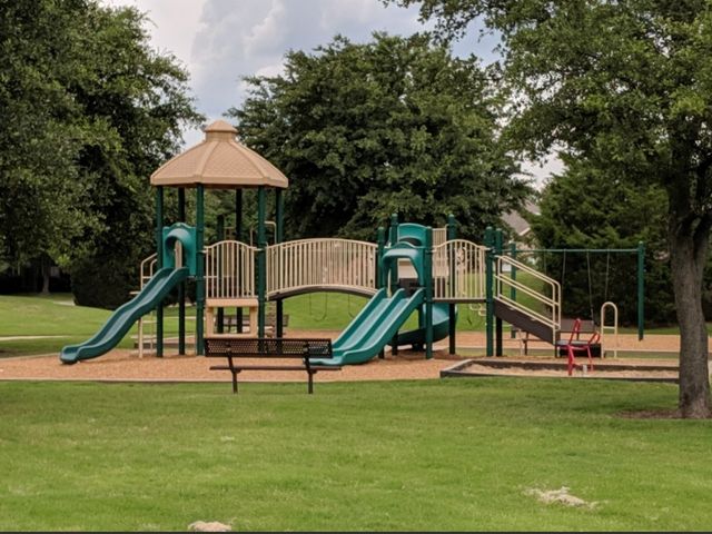 5429 Norris Drive, The Colony, TX 75056