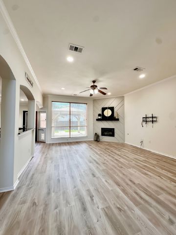 5429 Norris Drive, The Colony, TX 75056