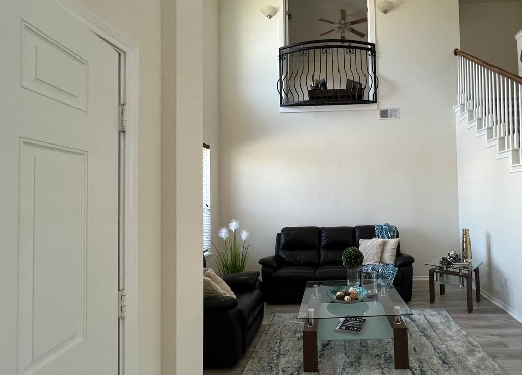5429 Norris Drive, The Colony, TX 75056 — photo 2