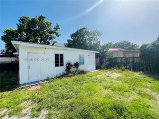 3072 SW 16th St 1, Miami, FL 33145