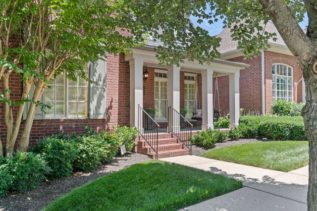 3068 Americus Dr, Thompsons Station, TN 37179