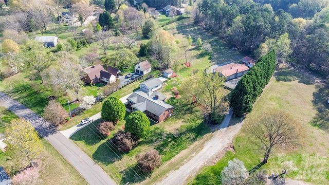 167 Southwood Drive, Statesville, NC 28677