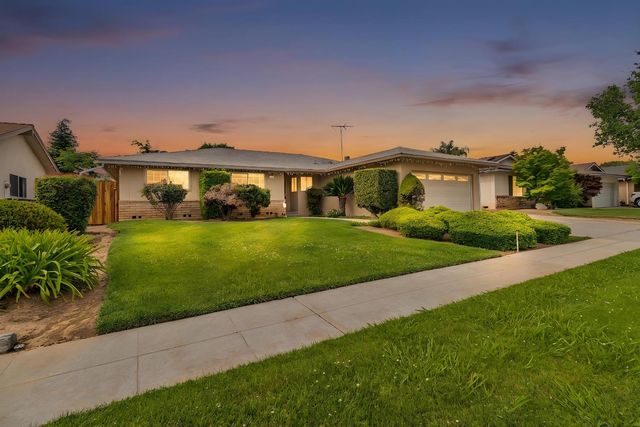 2158 E Palo Alto Avenue, Fresno, CA 93710