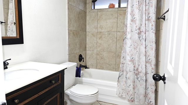 3120 Teakwood Drive, Bedford, TX 76021