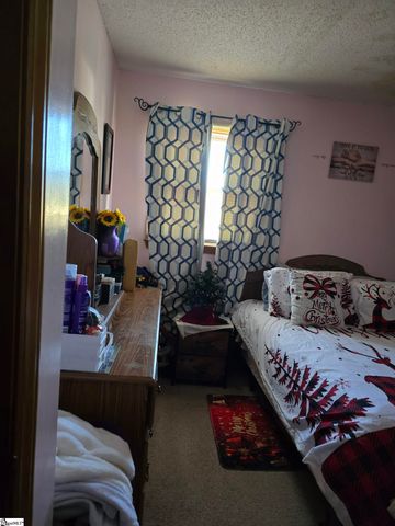 416 Pisgah Lane, Inman, SC 29349