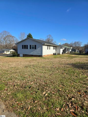 416 Pisgah Lane, Inman, SC 29349