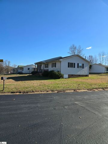 416 Pisgah Lane, Inman, SC 29349