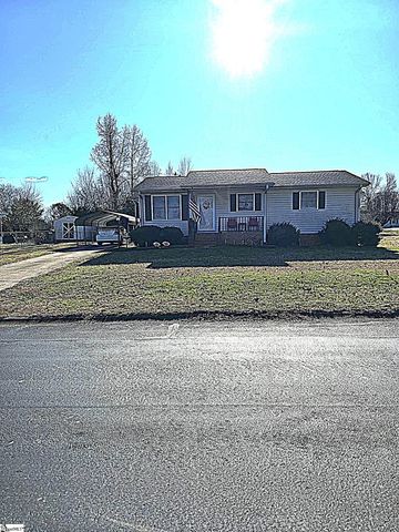 416 Pisgah Lane, Inman, SC 29349