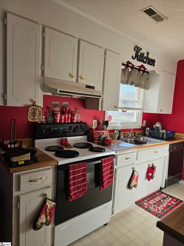 416 Pisgah Lane, Inman, SC 29349