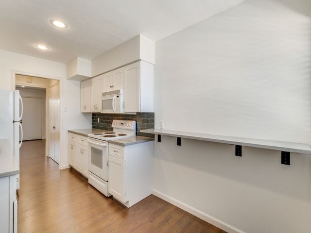 11110 Valleydale Drive D, Dallas, TX 75230