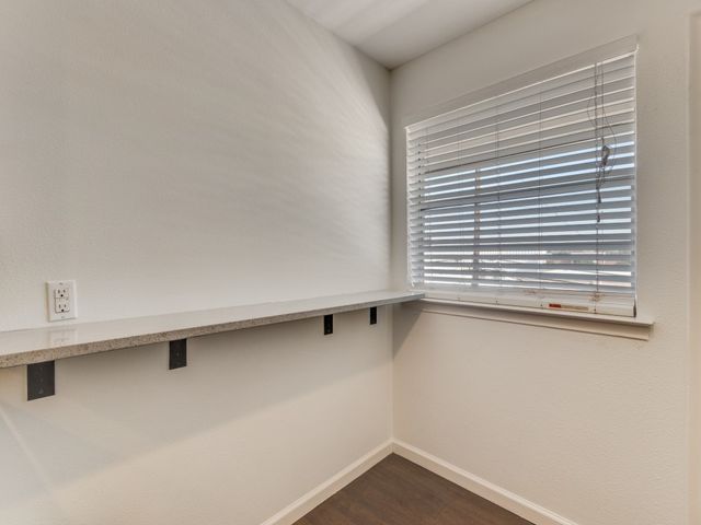 11110 Valleydale Drive D, Dallas, TX 75230