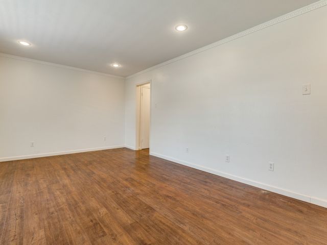 11110 Valleydale Drive D, Dallas, TX 75230