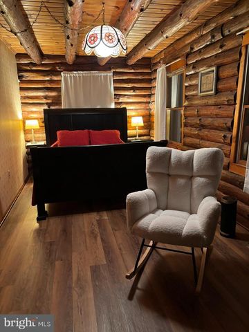 1402 HOFFMASTER RD, Knoxville, MD 21758