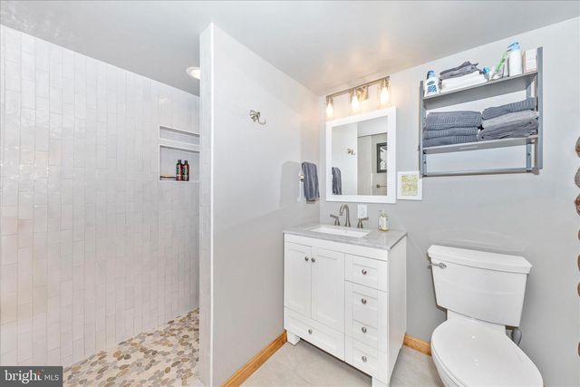 1402 HOFFMASTER RD, Knoxville, MD 21758