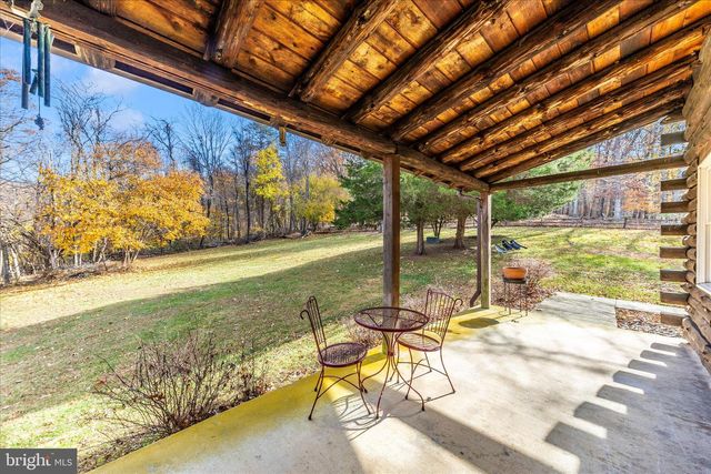 1402 HOFFMASTER RD, Knoxville, MD 21758