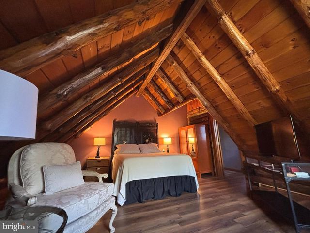 1402 HOFFMASTER RD, Knoxville, MD 21758