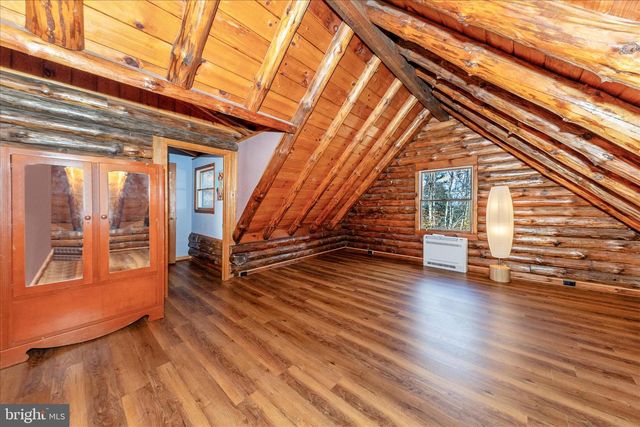 1402 HOFFMASTER RD, Knoxville, MD 21758