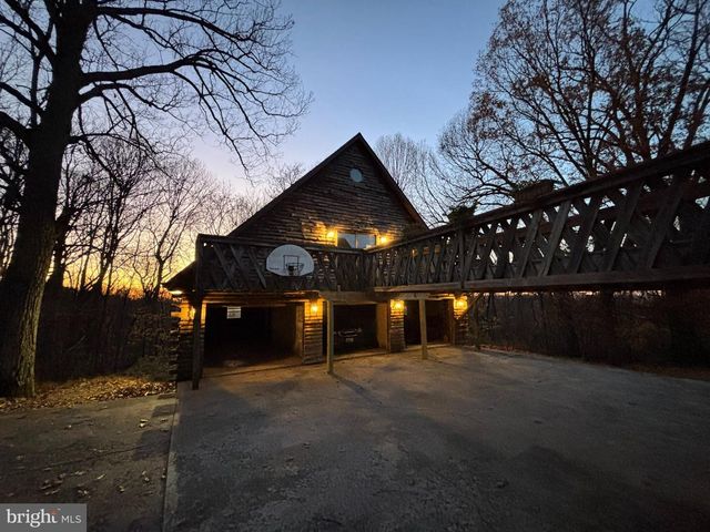 1402 HOFFMASTER RD, Knoxville, MD 21758