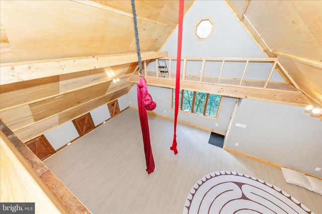 1402 HOFFMASTER RD, Knoxville, MD 21758