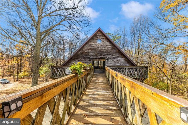 1402 HOFFMASTER RD, Knoxville, MD 21758