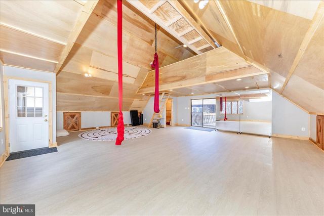 1402 HOFFMASTER RD, Knoxville, MD 21758