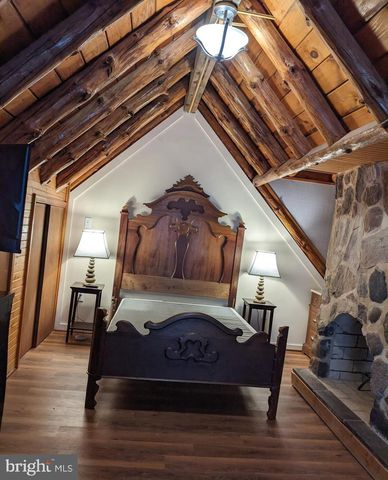 1402 HOFFMASTER RD, Knoxville, MD 21758