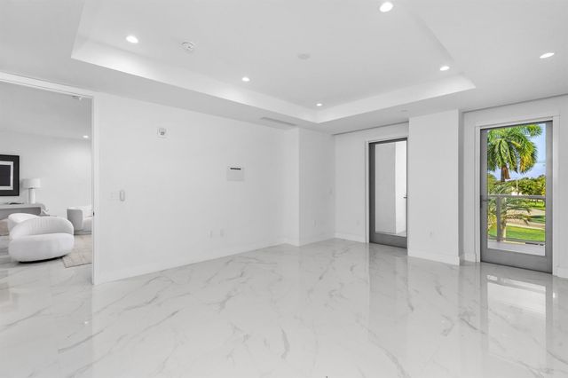 495 E Royal Palm Road 201, Boca Raton, FL 33432