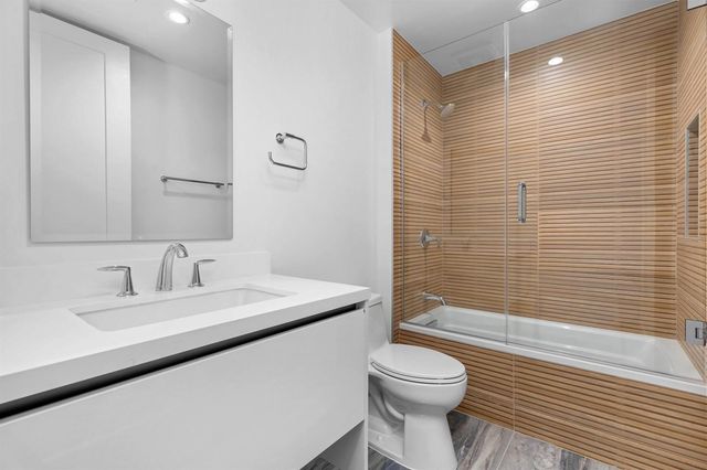 495 E Royal Palm Road 201, Boca Raton, FL 33432