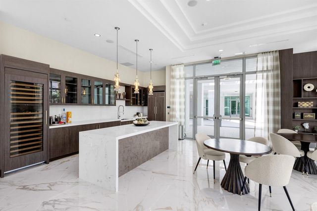 495 E Royal Palm Road 201, Boca Raton, FL 33432