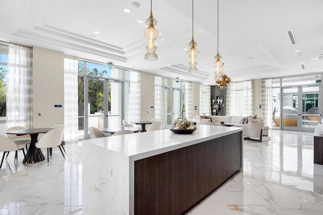 495 E Royal Palm Road 201, Boca Raton, FL 33432
