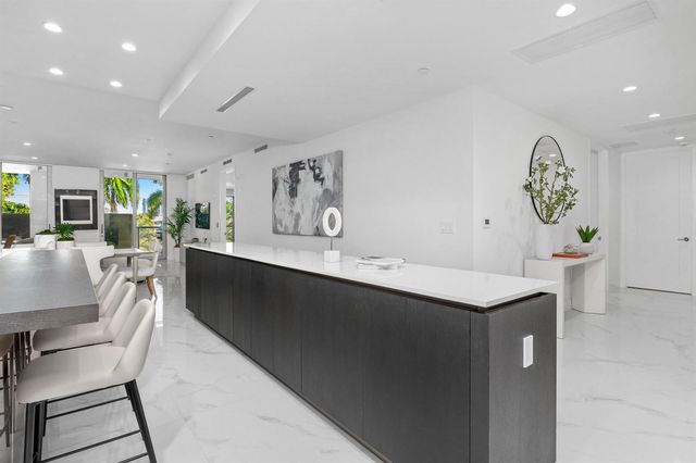 495 E Royal Palm Road 201, Boca Raton, FL 33432