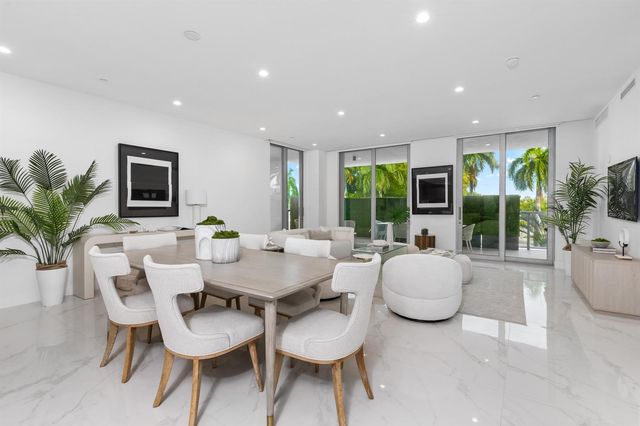 495 E Royal Palm Road 201, Boca Raton, FL 33432