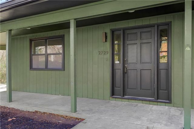 2729 Stratford Road, Lawrence, KS 66049