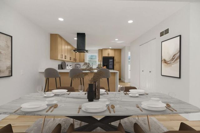 2729 Stratford Road, Lawrence, KS 66049