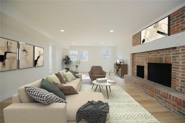 2729 Stratford Road, Lawrence, KS 66049