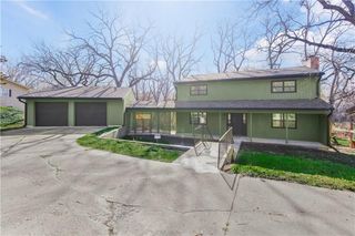 2729 Stratford Road, Lawrence, KS 66049