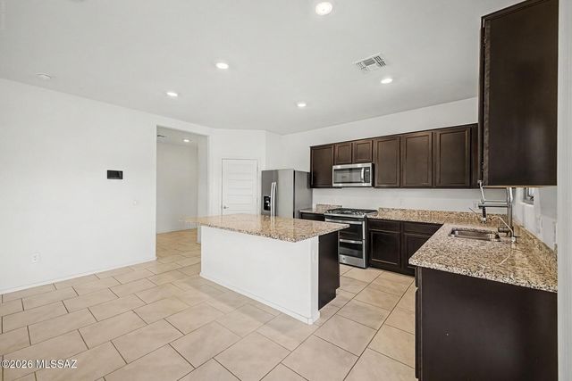 10130 N Guayacan Trail, Marana, AZ 85653
