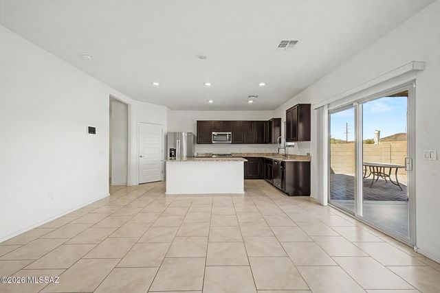 10130 N Guayacan Trail, Marana, AZ 85653