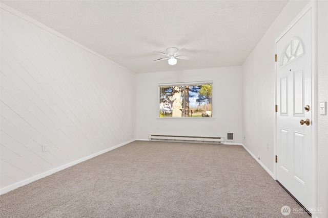 7902 48th Street E, Fife, WA 98424