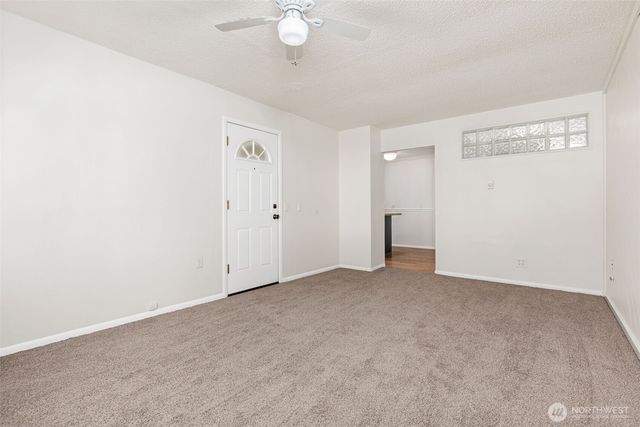 7902 48th Street E, Fife, WA 98424