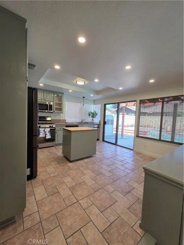 17924 Redwood Avenue, Bellflower, CA 90706