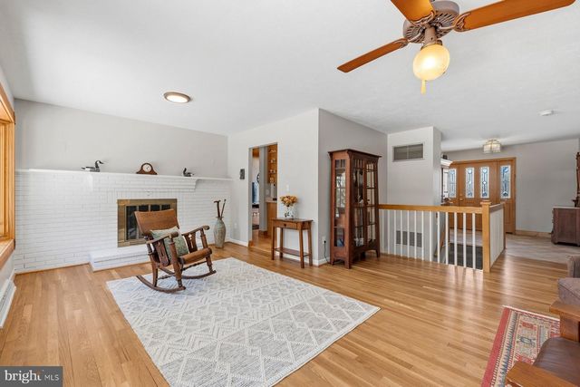 15200 BERRYVILLE RD, Germantown, MD 20874