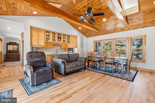 15200 BERRYVILLE RD, Germantown, MD 20874