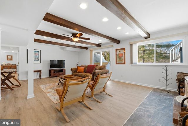 15200 BERRYVILLE RD, Germantown, MD 20874