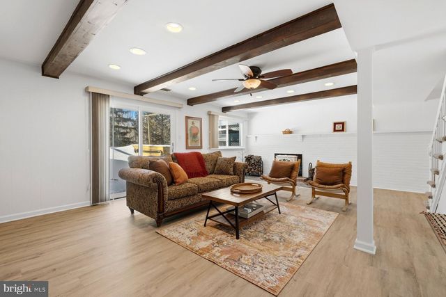 15200 BERRYVILLE RD, Germantown, MD 20874