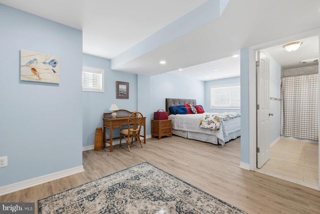 15200 BERRYVILLE RD, Germantown, MD 20874