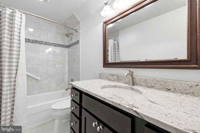 15200 BERRYVILLE RD, Germantown, MD 20874