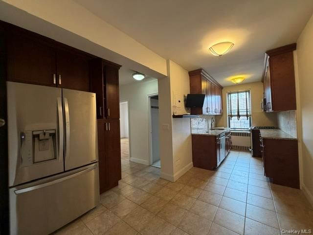 6771 Yellowstone Boulevard 7T, Forest Hills, NY 11375